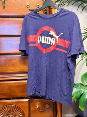 ✨ 3 for $15 sale - Puma Navy Short Sleeve Graphic Logo Tee with Red Accents
